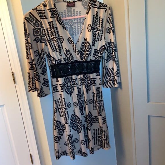 Lucy Love tunic/mini dress - Picture 8 of 9